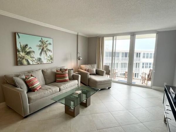 3540 S Ocean Boulevard, Unit 910, South Palm Beach, FL 33480