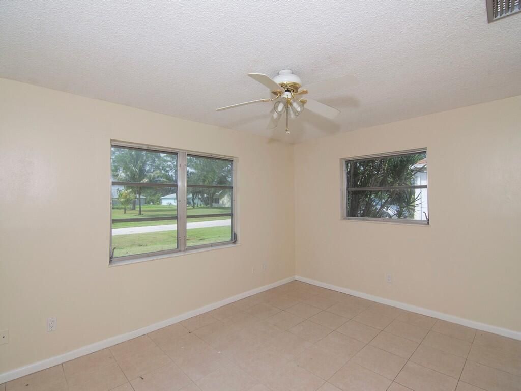 557 SW Duval Avenue, Port Saint Lucie, FL 34983 Photo
