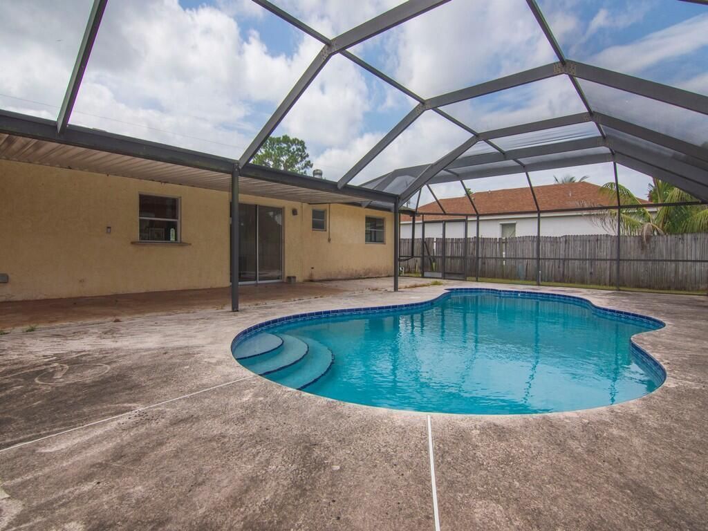 557 SW Duval Avenue, Port Saint Lucie, FL 34983 Photo
