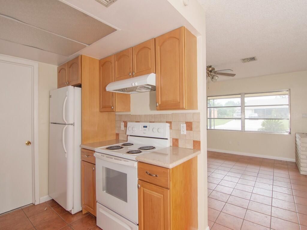 557 SW Duval Avenue, Port Saint Lucie, FL 34983 Photo