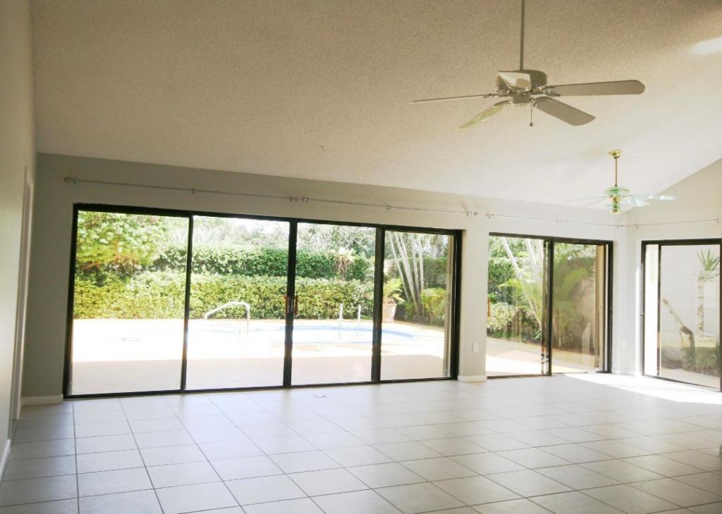 141 Seashore Drive, Jupiter, FL 33477 Photo