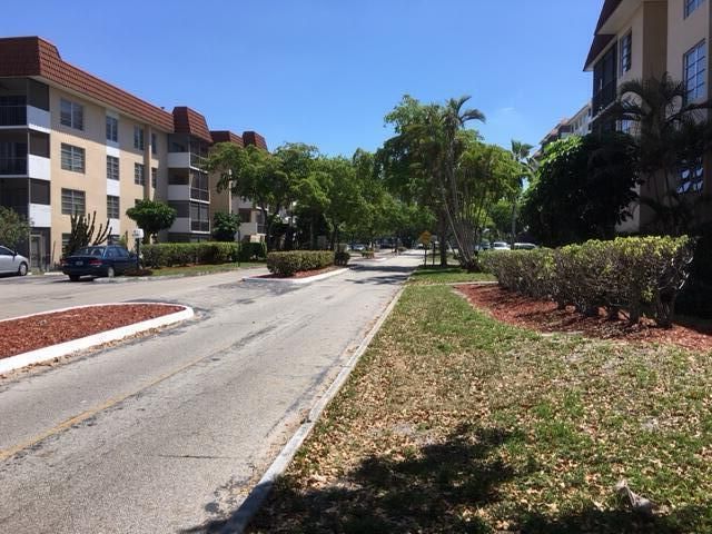 4154 Inverrary Drive, Unit 407, Lauderhill, FL 33319 Photo