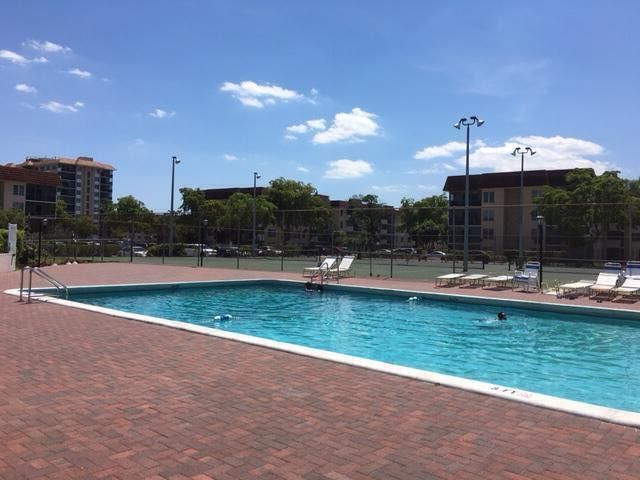 4154 Inverrary Drive, Unit 407, Lauderhill, FL 33319 Photo