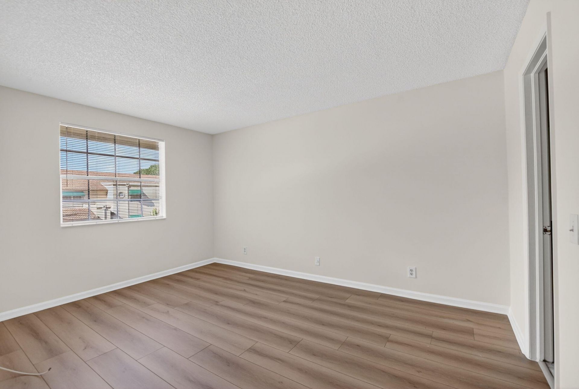 6695 Via Regina, Boca Raton, FL 33433 Photo