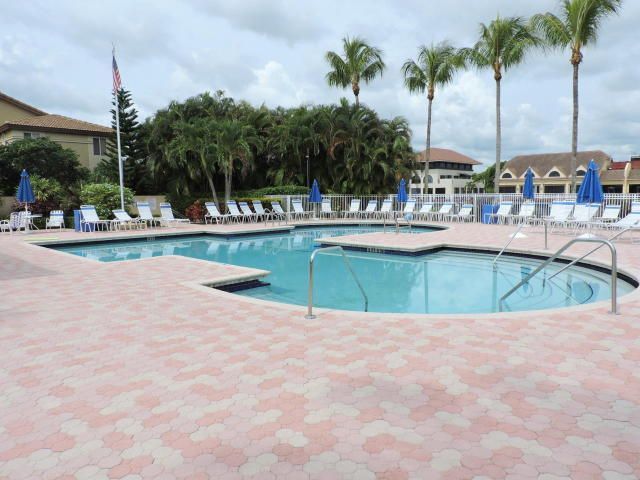 6695 Via Regina, Boca Raton, FL 33433 Photo
