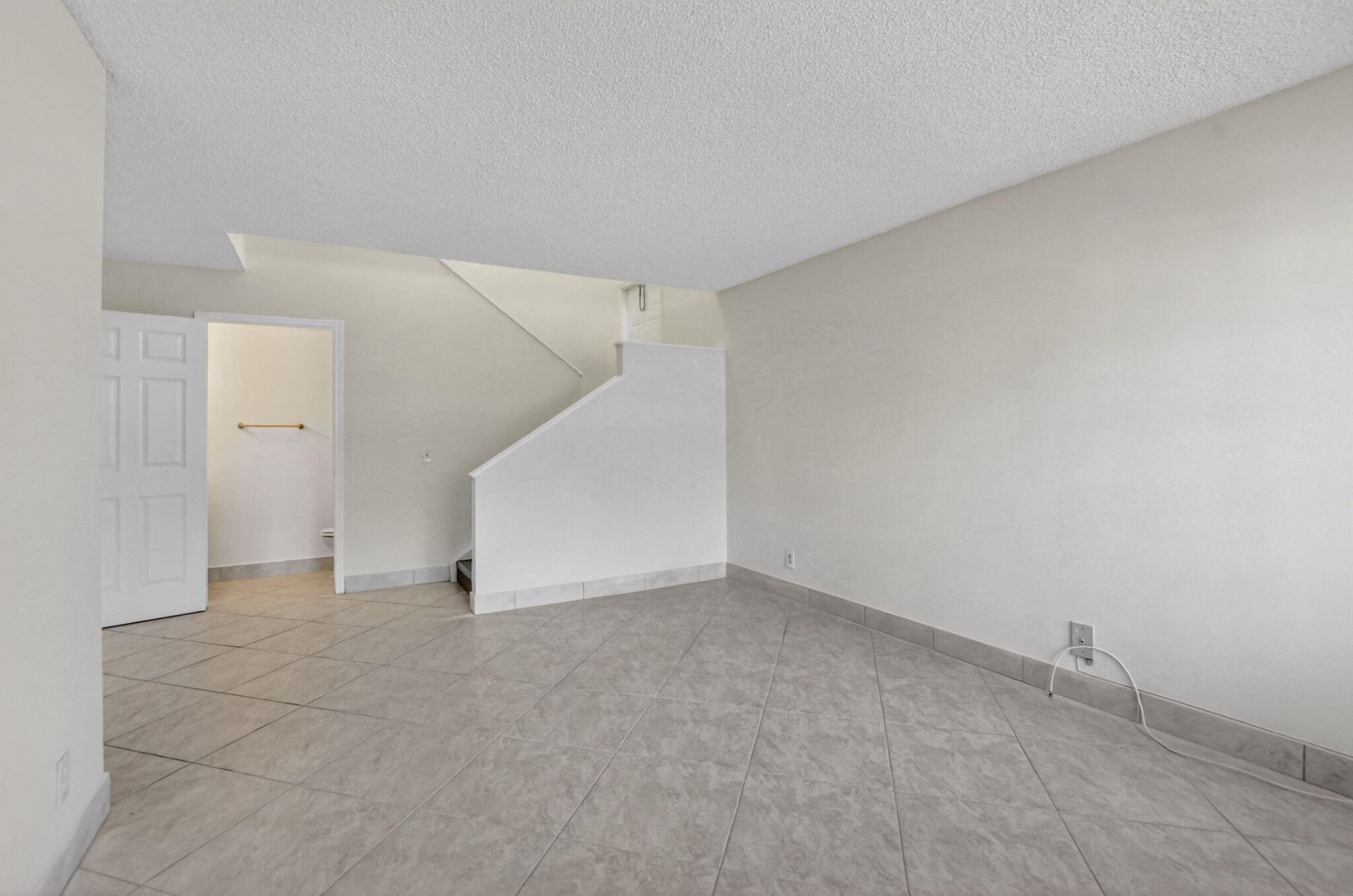 6695 Via Regina, Boca Raton, FL 33433 Photo