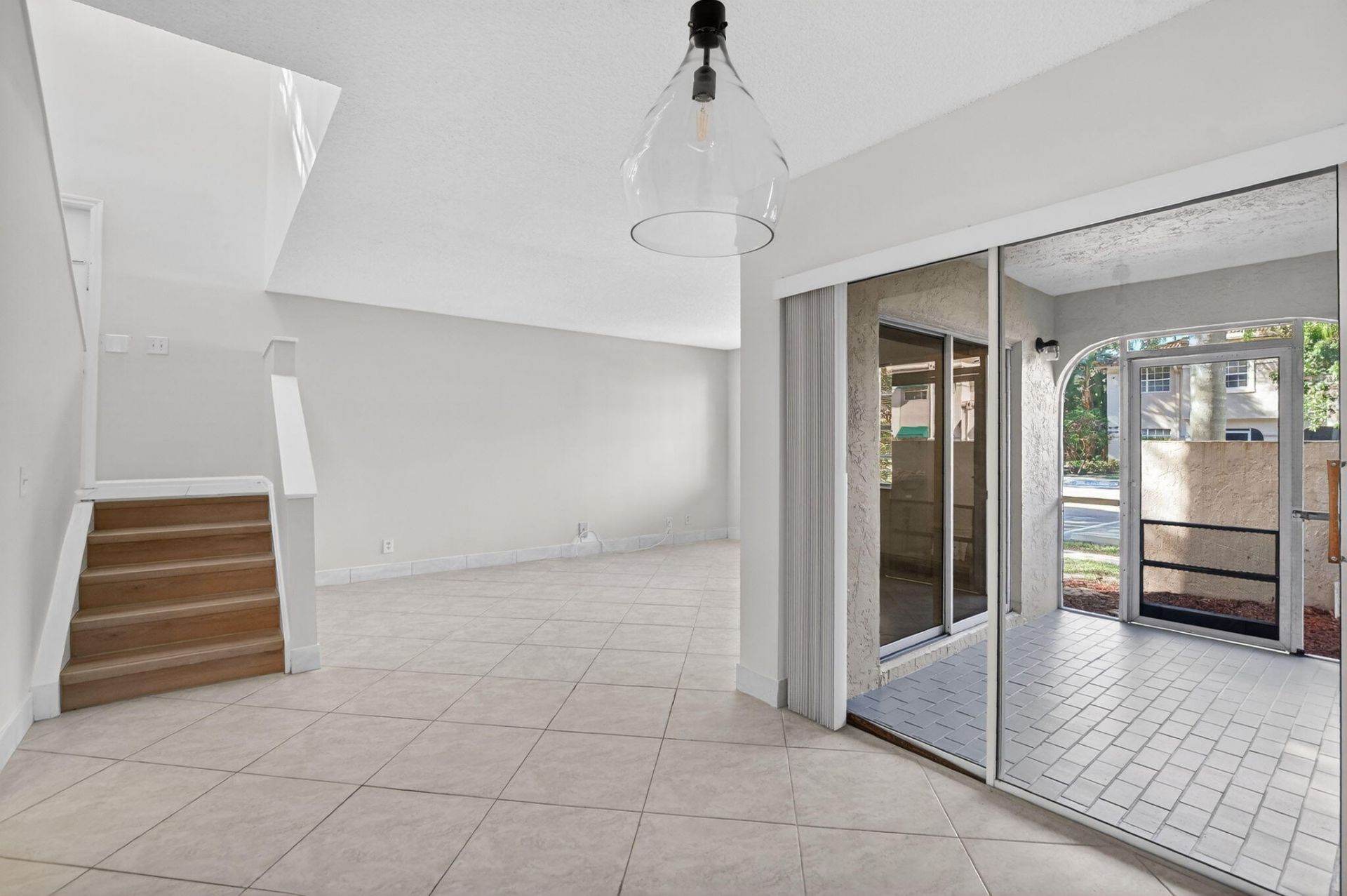 6695 Via Regina, Boca Raton, FL 33433 Photo