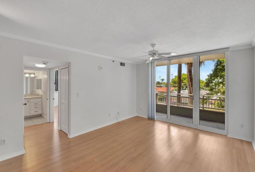 2665 SW 37th Avenue, Unit 207, Miami, FL 33133 Photo