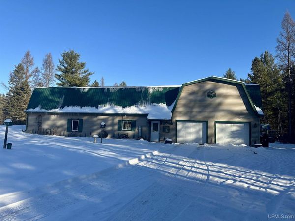 9904 US 2 Highway, Ensign Twp, MI 49878