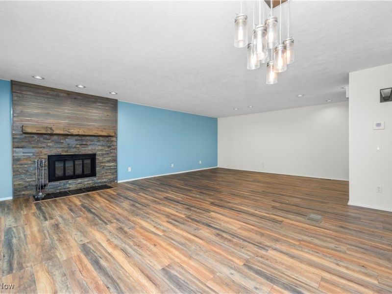 17933 Cliffside Drive, Strongsville, OH 44136 Photo 11