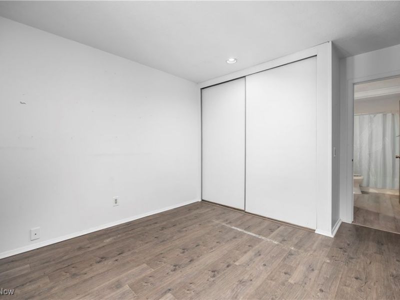 17933 Cliffside Drive, Strongsville, OH 44136 Photo 21