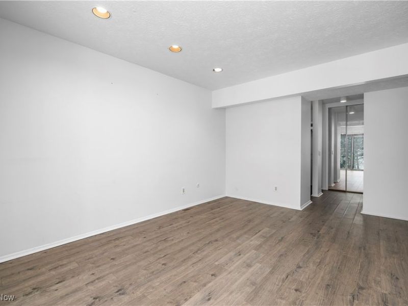 17933 Cliffside Drive, Strongsville, OH 44136 Photo 25