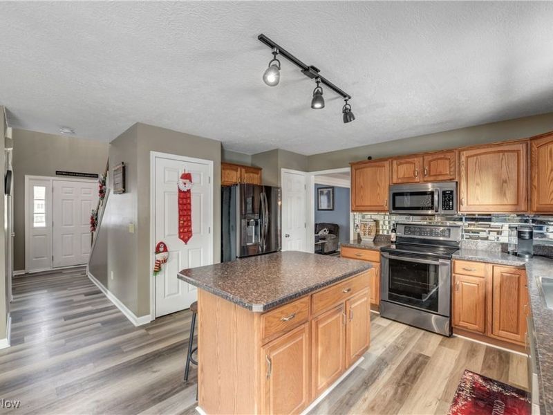 16367 Prospect Road, Strongsville, OH 44149 Photo 11