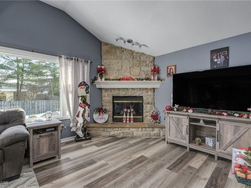 16367 Prospect Road, Strongsville, OH 44149 Photo 14