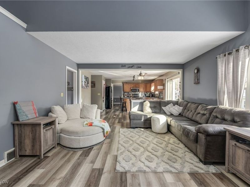 16367 Prospect Road, Strongsville, OH 44149 Photo 17