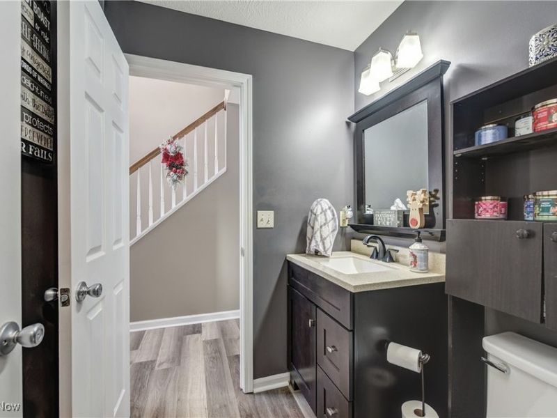 16367 Prospect Road, Strongsville, OH 44149 Photo 26