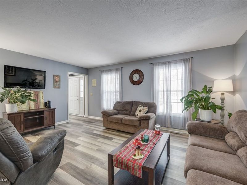 16367 Prospect Road, Strongsville, OH 44149 Photo 6