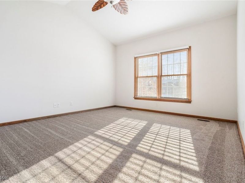 1847 Woodthrush Street NE, Canton, OH 44721 Photo 22