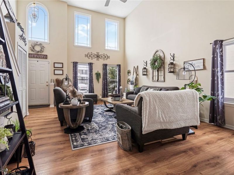 2162 Canterbury Circle, Akron, OH 44319 Photo 7