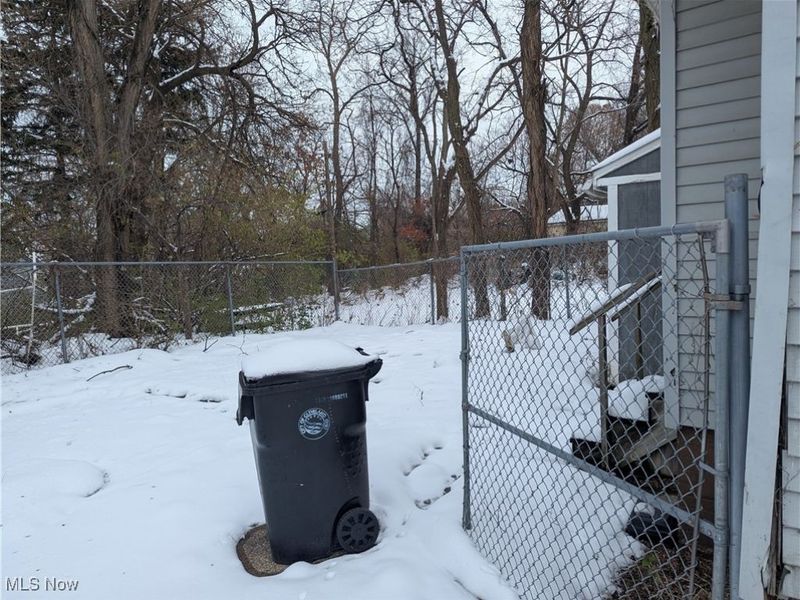 10005 Cumberland Avenue, Cleveland, OH 44104 Photo 4