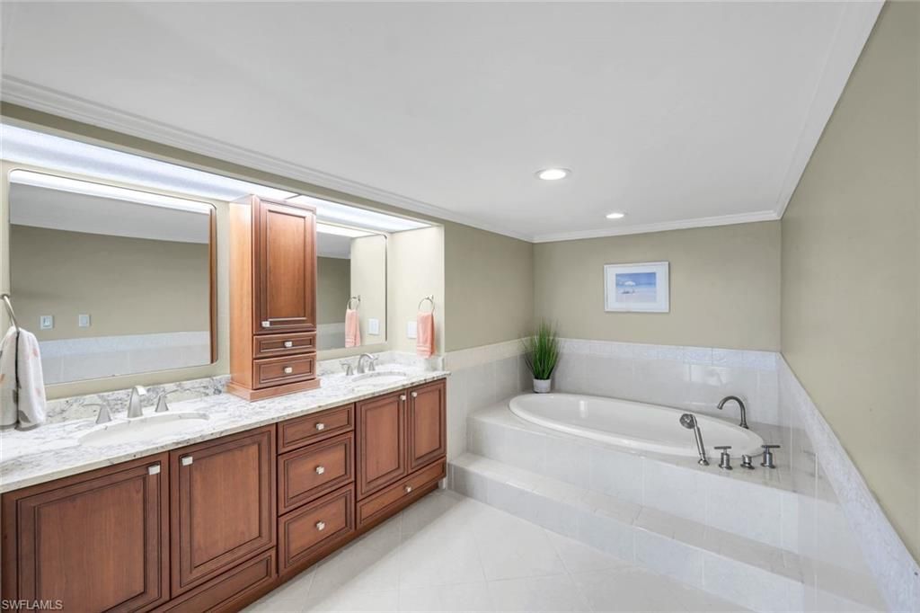 5260 S Landings Dr, Unit 1409, Fort Myers, FL 33919 Photo
