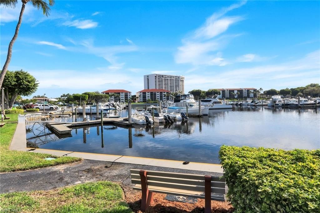 5260 S Landings Dr, Unit 1409, Fort Myers, FL 33919 Photo