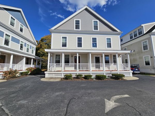 6 Honora Court , Buzzards Bay, MA 02532
