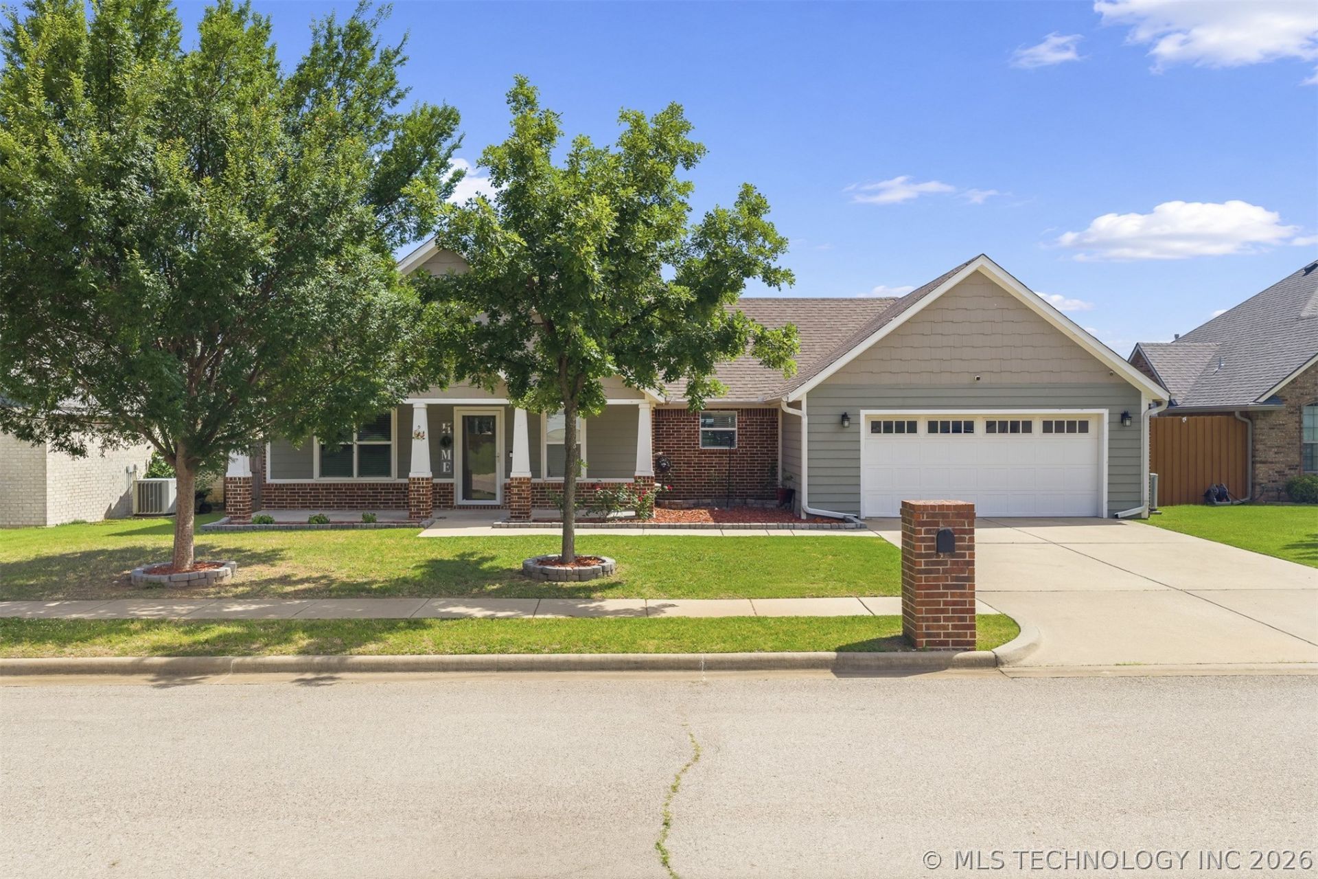 1812 Kendall Drive, Ardmore, OK 73401 Main Photo