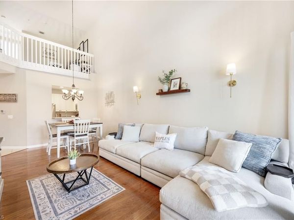 1320 Mariposa CIR, Unit 104, NAPLES, FL 34105