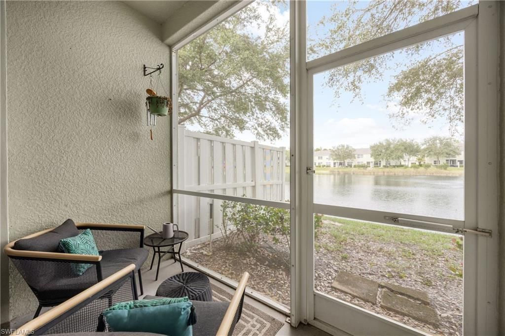 1320 Mariposa Cir, Unit 104, Naples, FL 34105 Photo