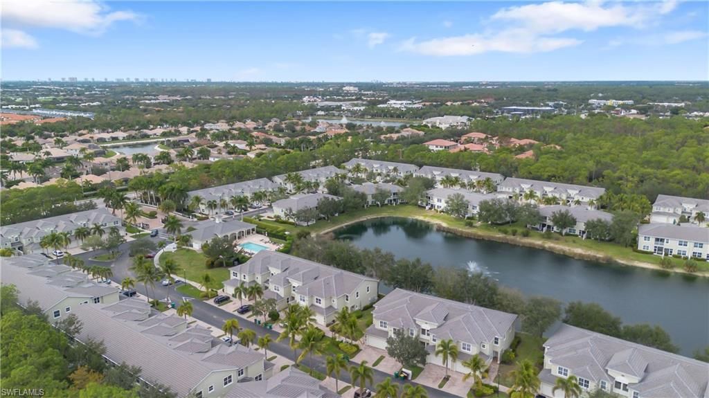 1320 Mariposa Cir, Unit 104, Naples, FL 34105 Photo