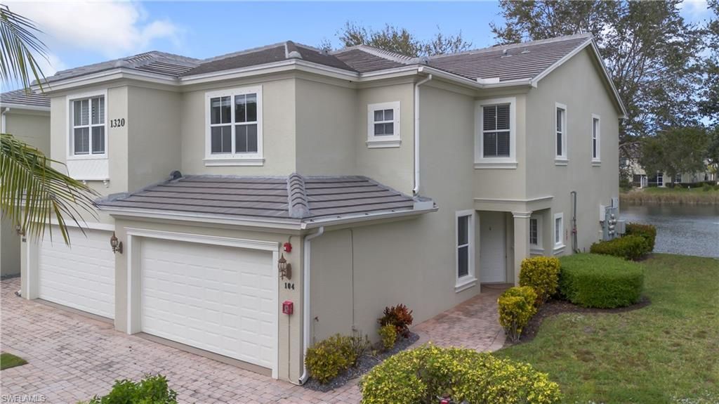 1320 Mariposa Cir, Unit 104, Naples, FL 34105 Photo
