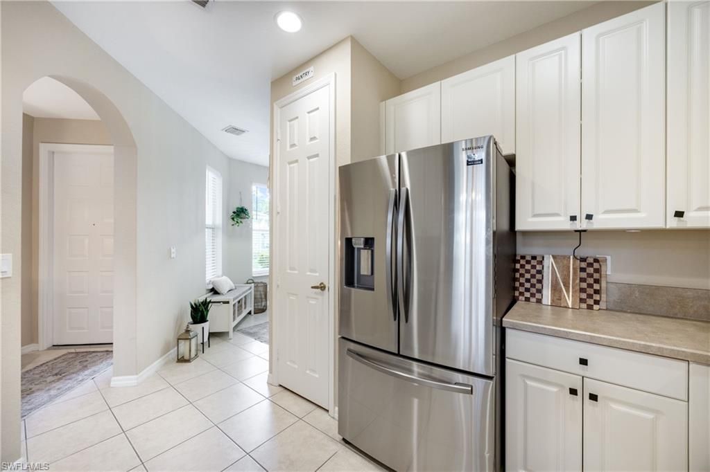 1320 Mariposa Cir, Unit 104, Naples, FL 34105 Photo