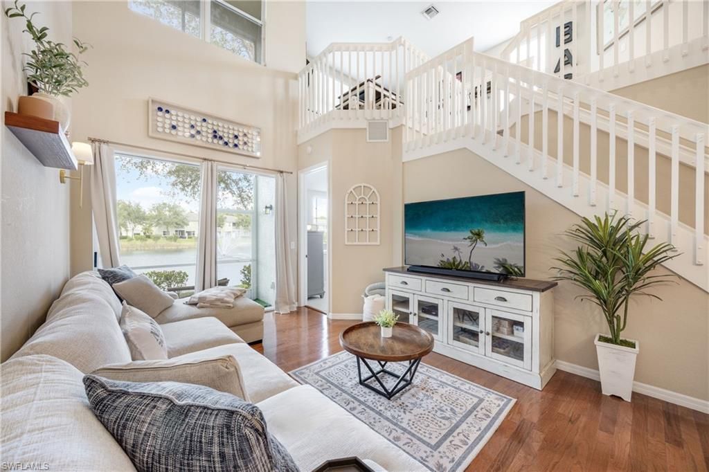 1320 Mariposa Cir, Unit 104, Naples, FL 34105 Photo