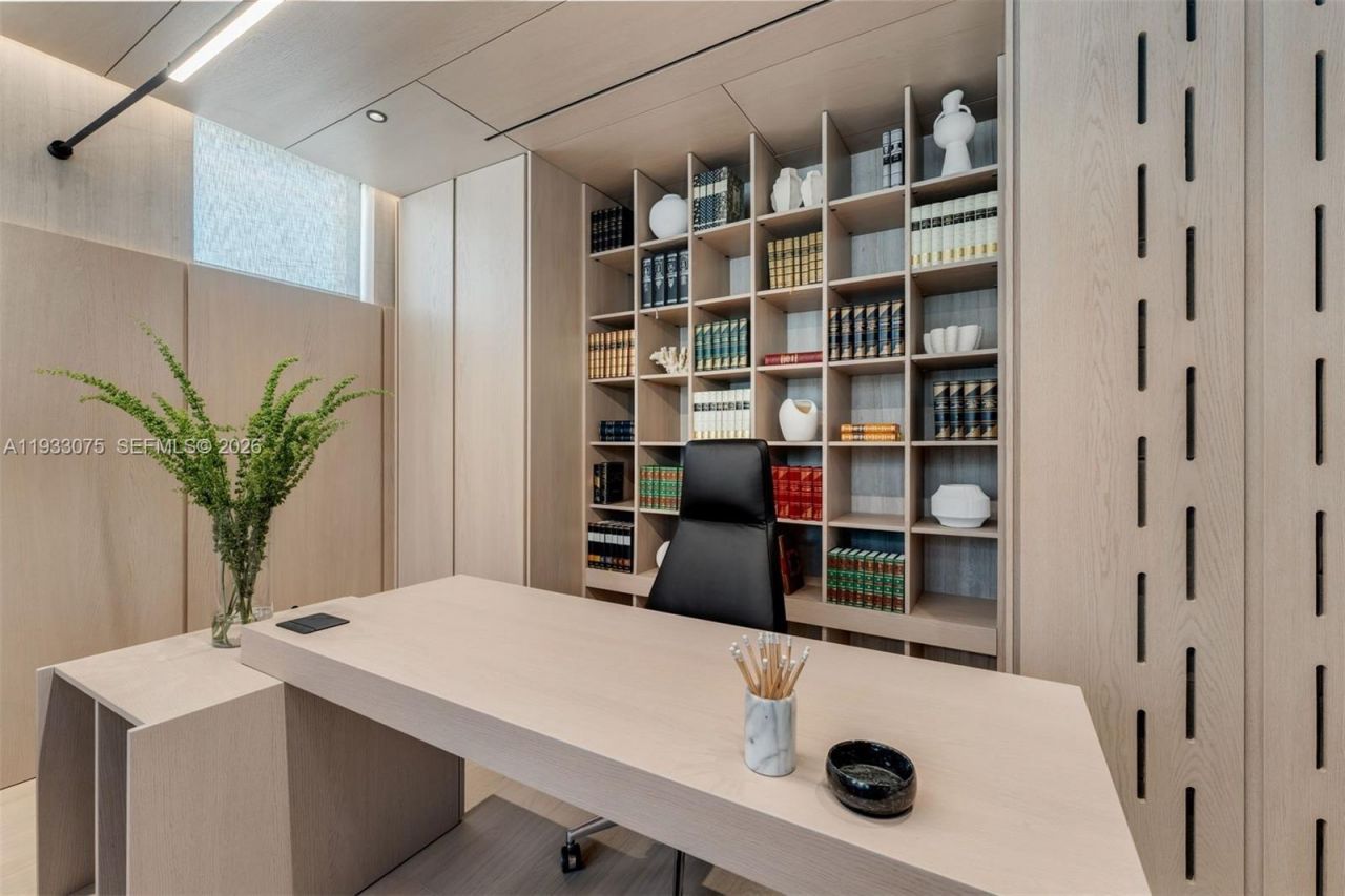 661 Melaleuca Ln, Miami, FL 33137 Photo