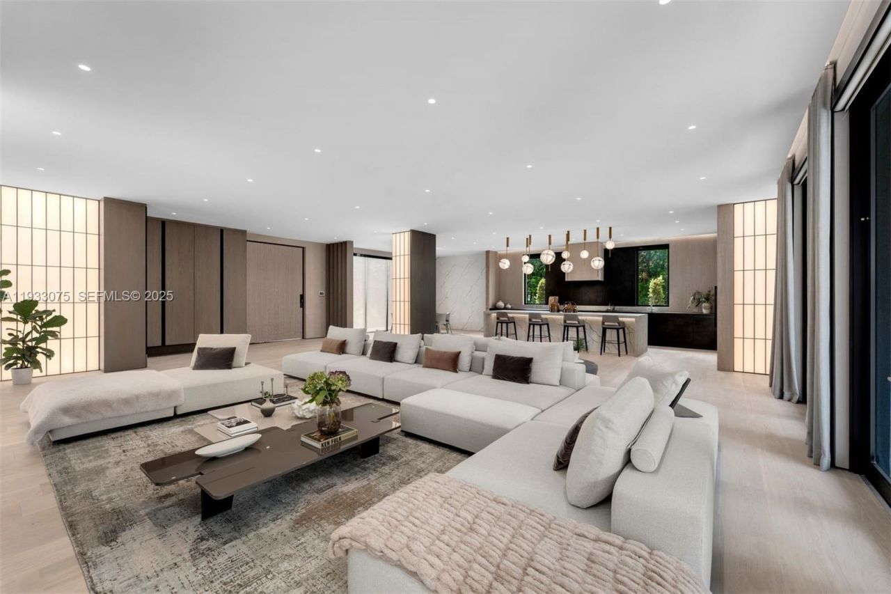 661 Melaleuca Ln, Miami, FL 33137 Photo