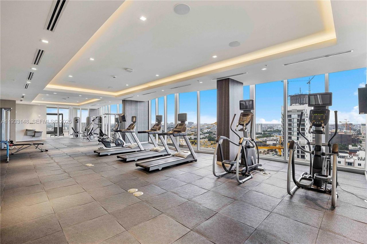 1010 SW 2nd Ave, Unit 710, Miami, FL 33130 Photo