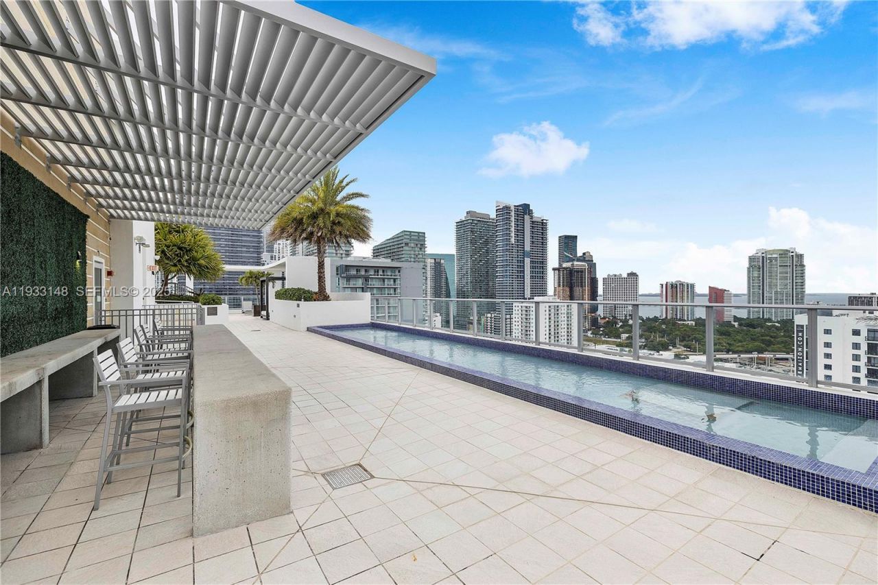 1010 SW 2nd Ave, Unit 710, Miami, FL 33130 Photo