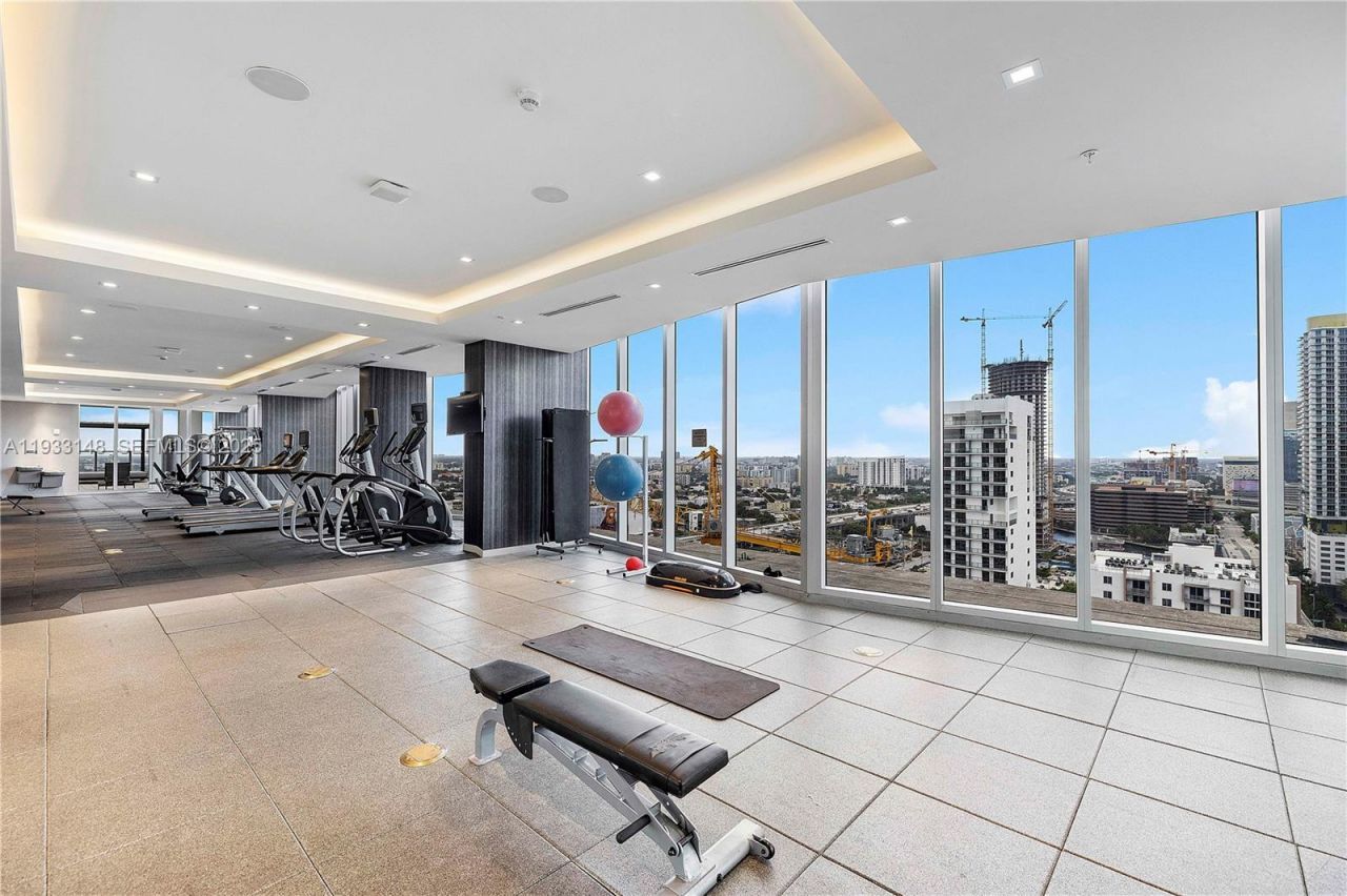 1010 SW 2nd Ave, Unit 710, Miami, FL 33130 Photo