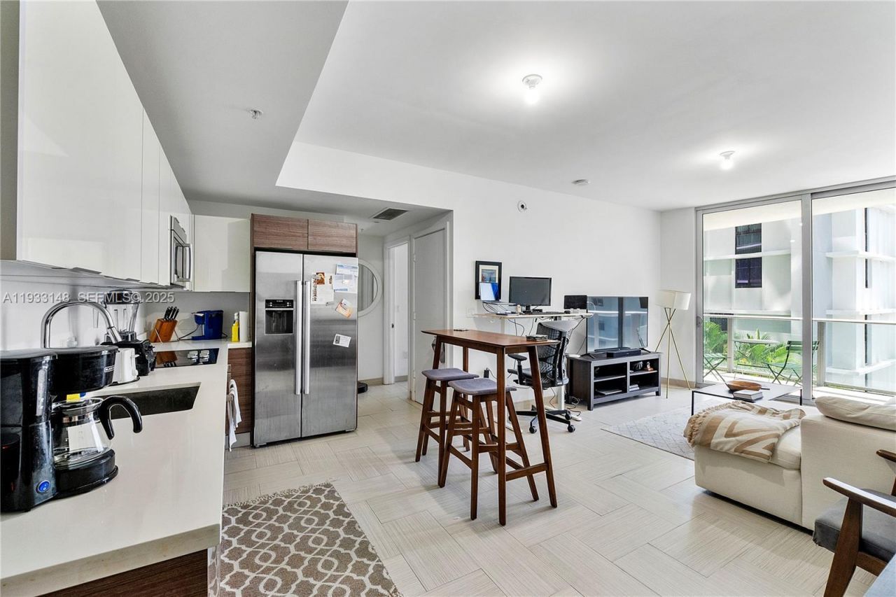 1010 SW 2nd Ave, Unit 710, Miami, FL 33130 Photo