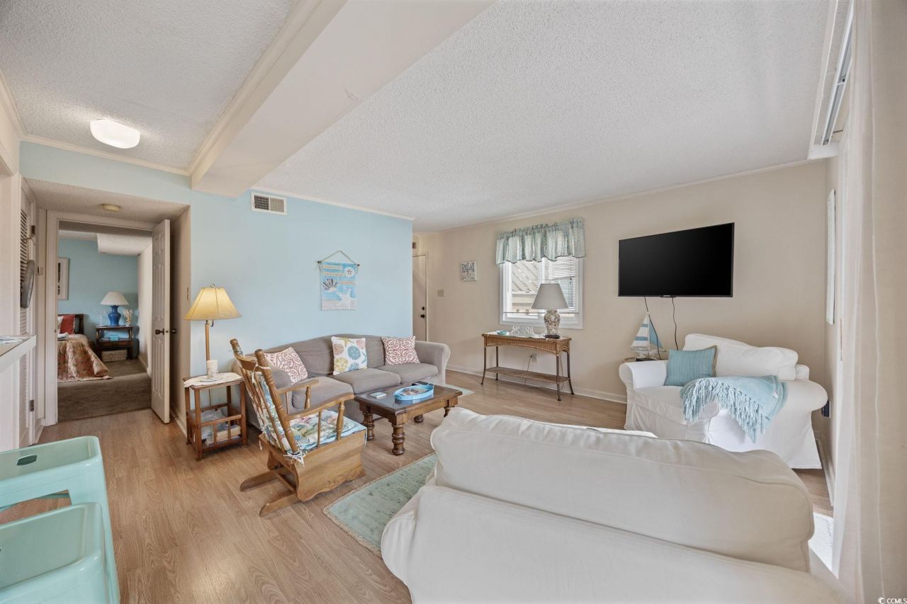 609 Hillside Dr. S Photo 14