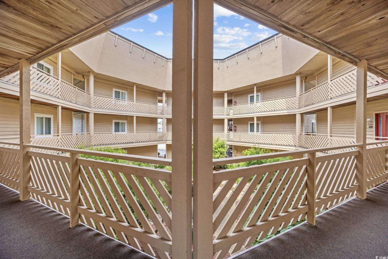 609 Hillside Dr. S Photo 17