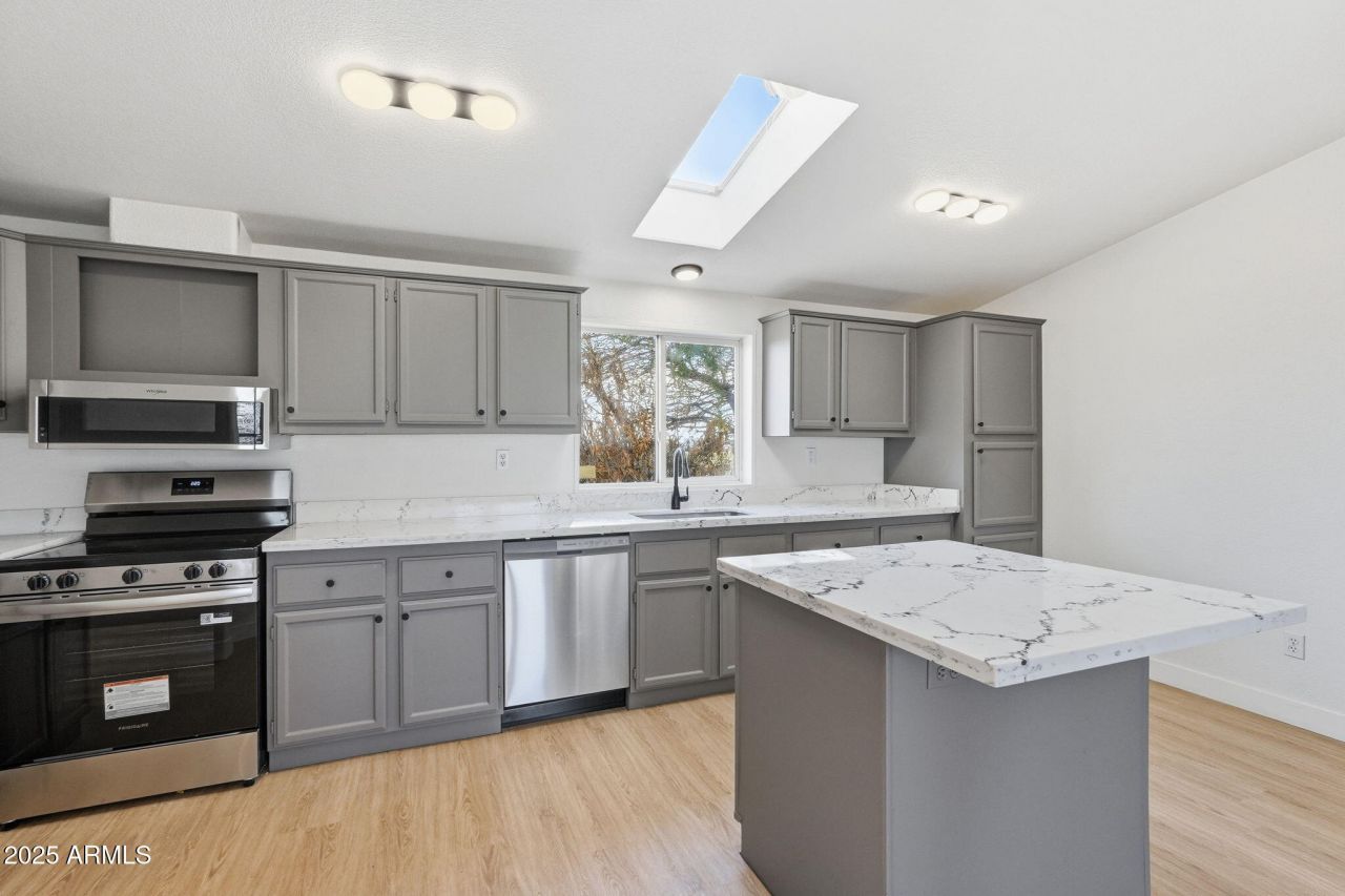 29620 N 221st Avenue, Wittmann, AZ 85361 Main Photo