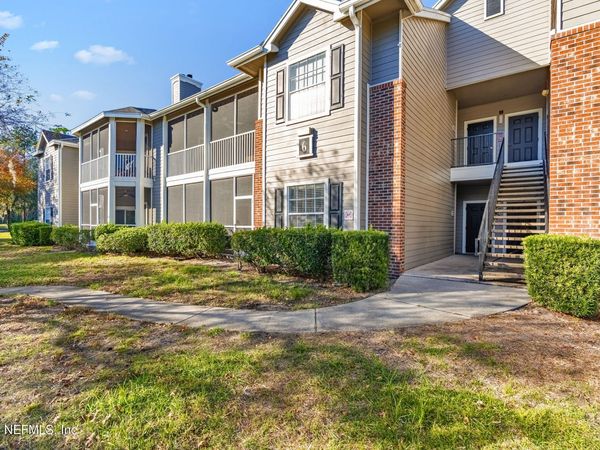 10000 GATE Parkway, Unit 613, Jacksonville, FL 32246