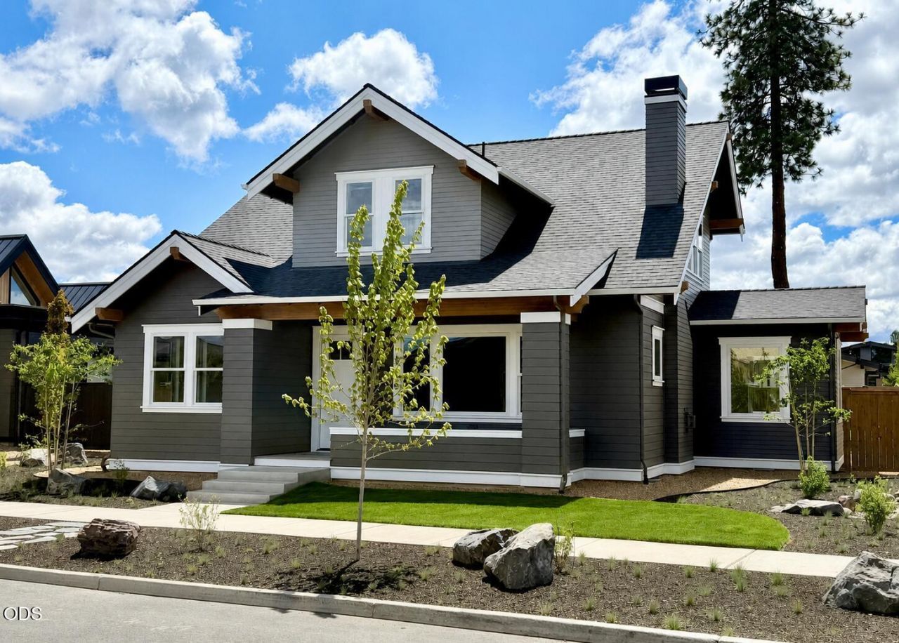 3329 NW Leavitt Lane, Unit Lot 255, Bend, OR 97703 Main Photo