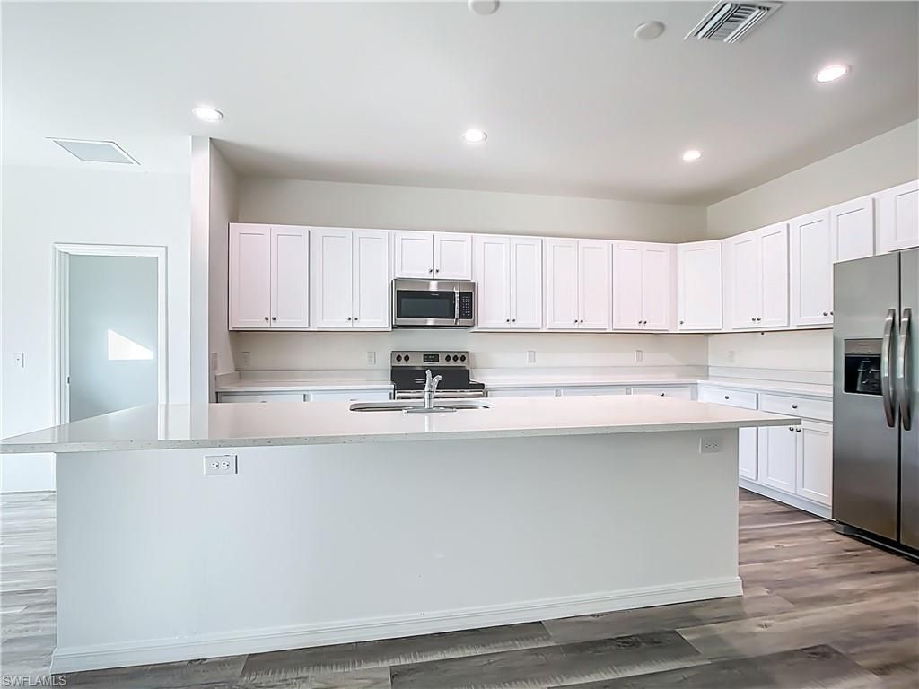 2518 NW 10th Ter , Cape Coral, FL 33993 Photo