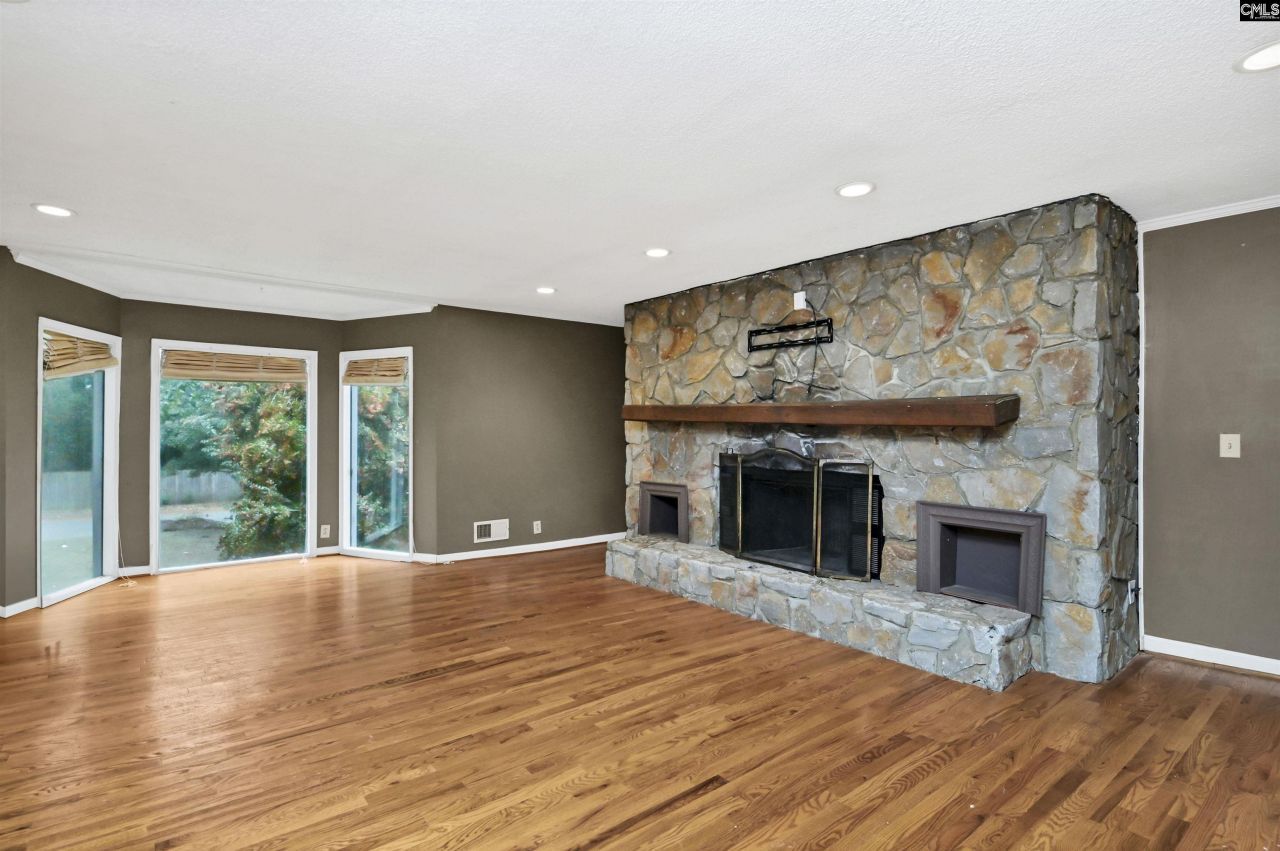 206 Partridge Drive  Photo 11