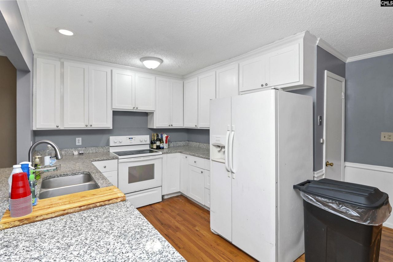 206 Partridge Drive  Photo 18