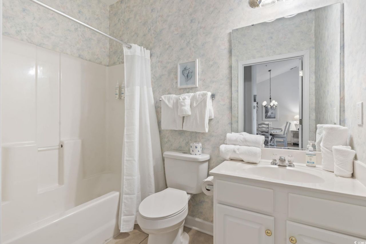 5801 Oyster Catcher Dr. Photo 11