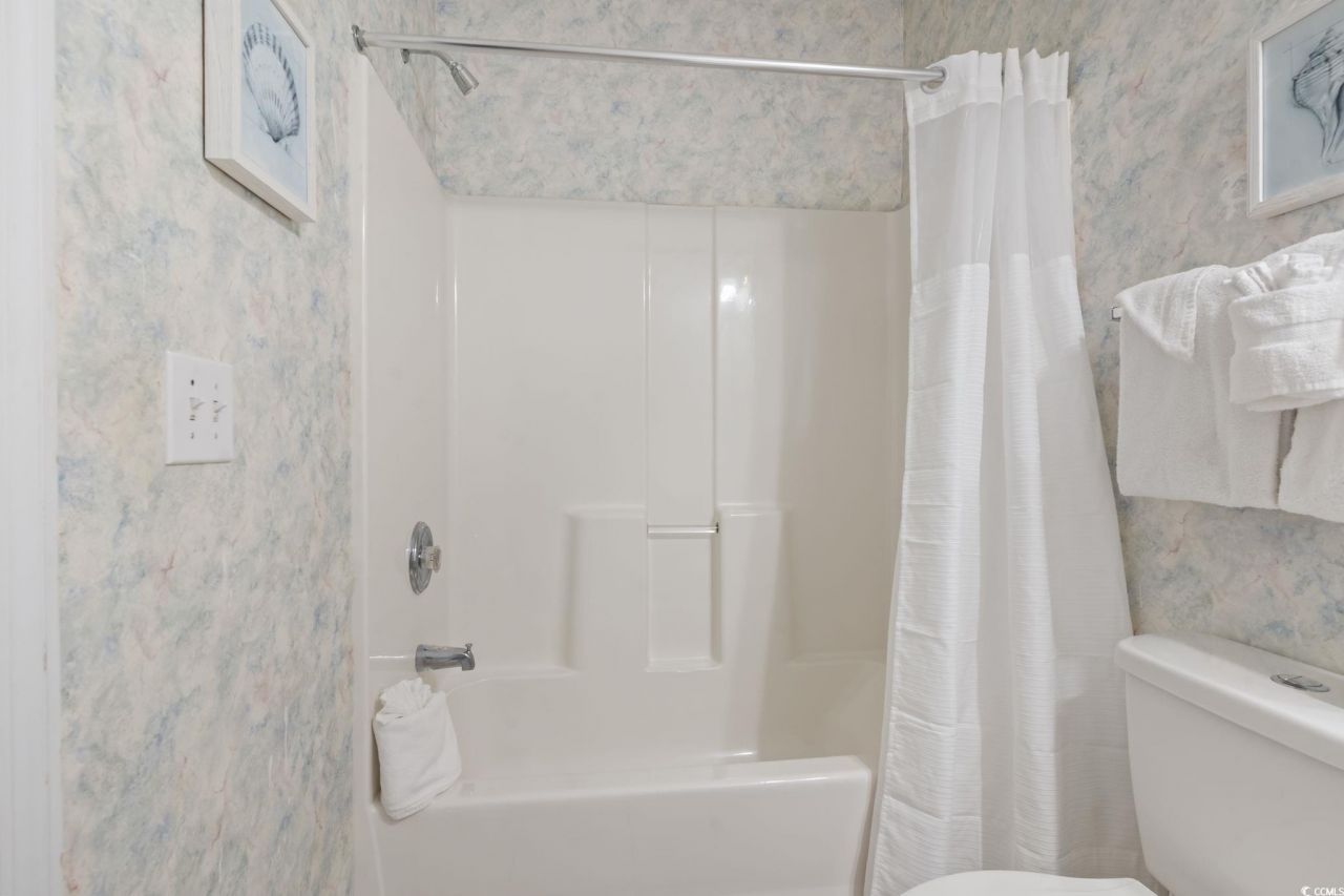 5801 Oyster Catcher Dr. Photo 12